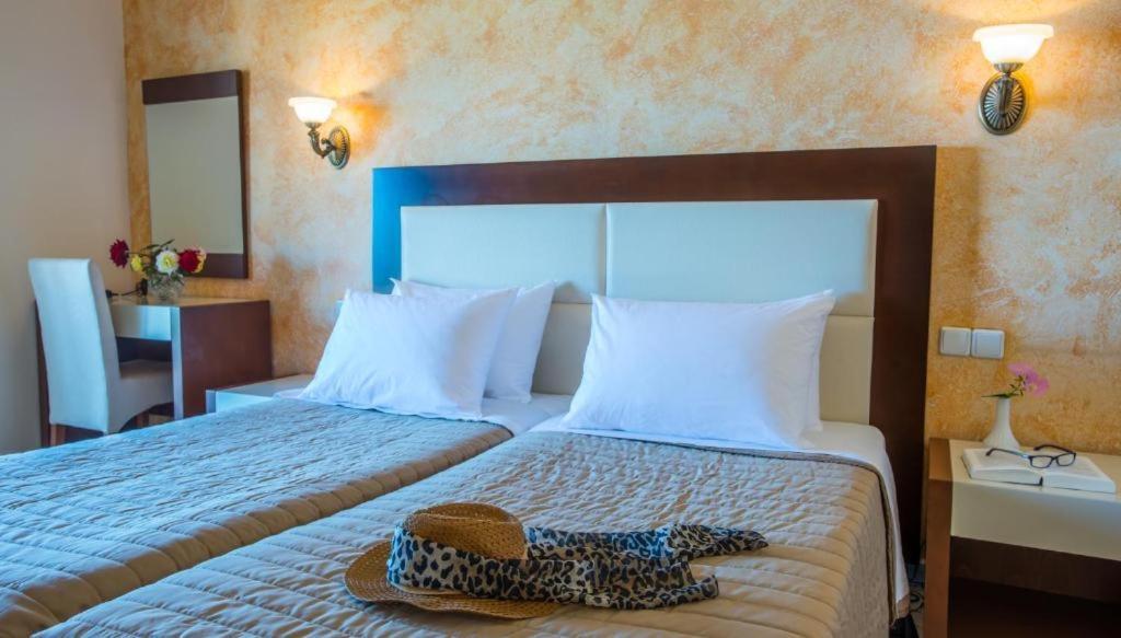 Philoxenia Hotel Ermones Quarto foto